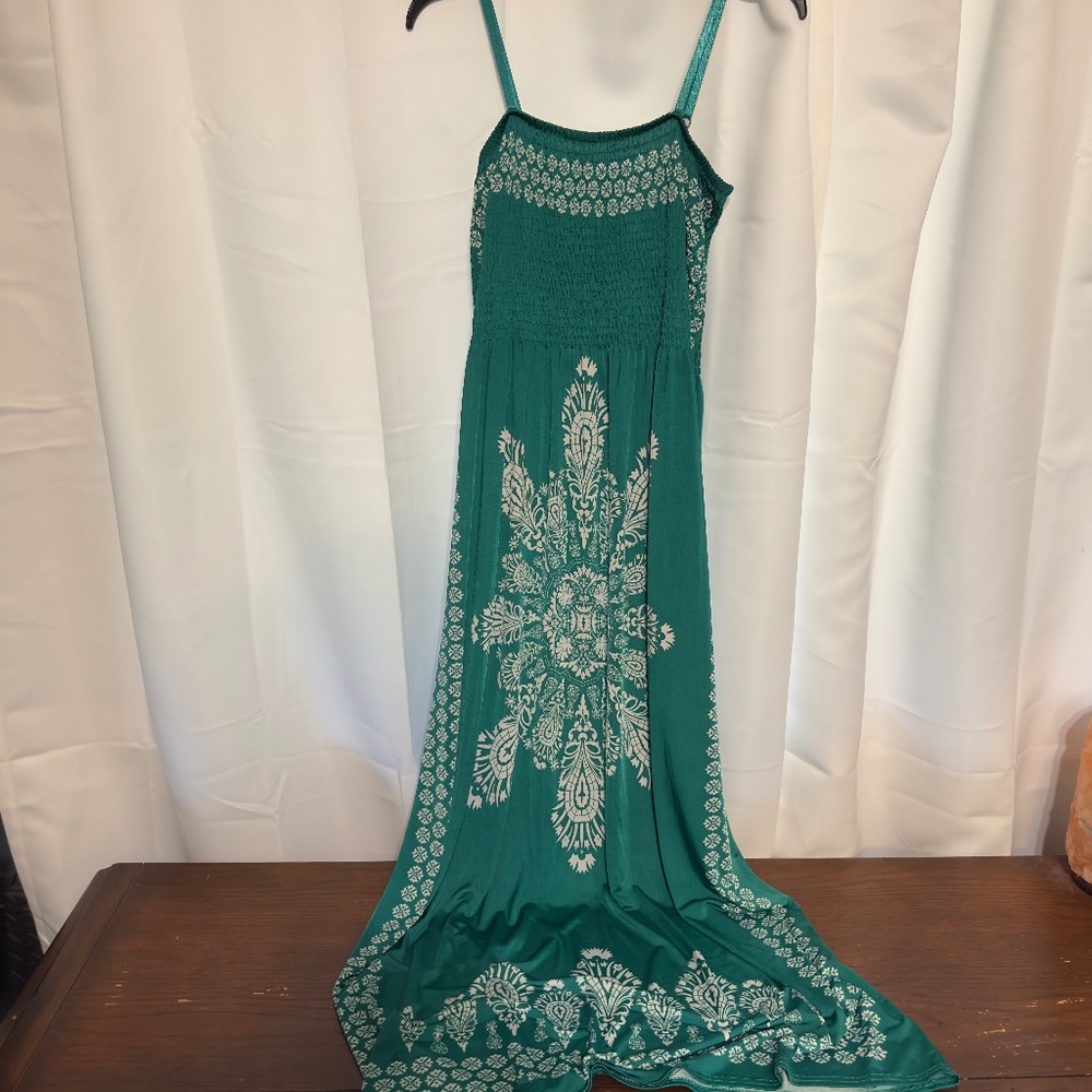 Woman’s Maxi Dress